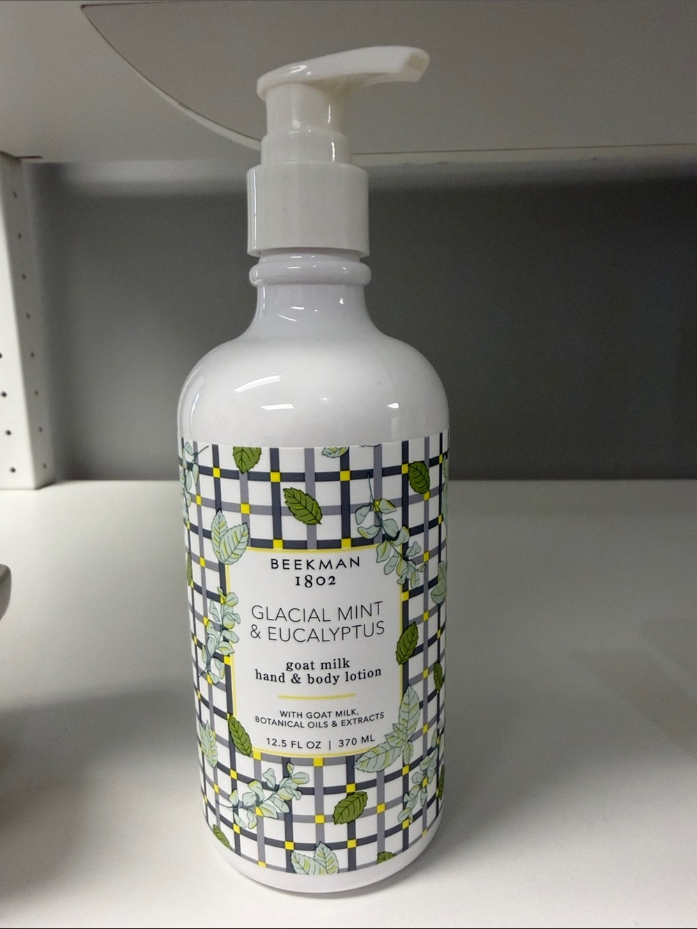 Beekman 1802 glacial mint & eucalptus hand & body lotion